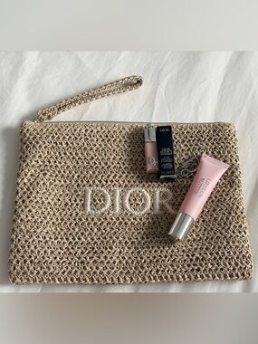 Dior  make up bag w/Lip Glow Butter101 Glazed Pink & mini Lip maximizer 001 pink
